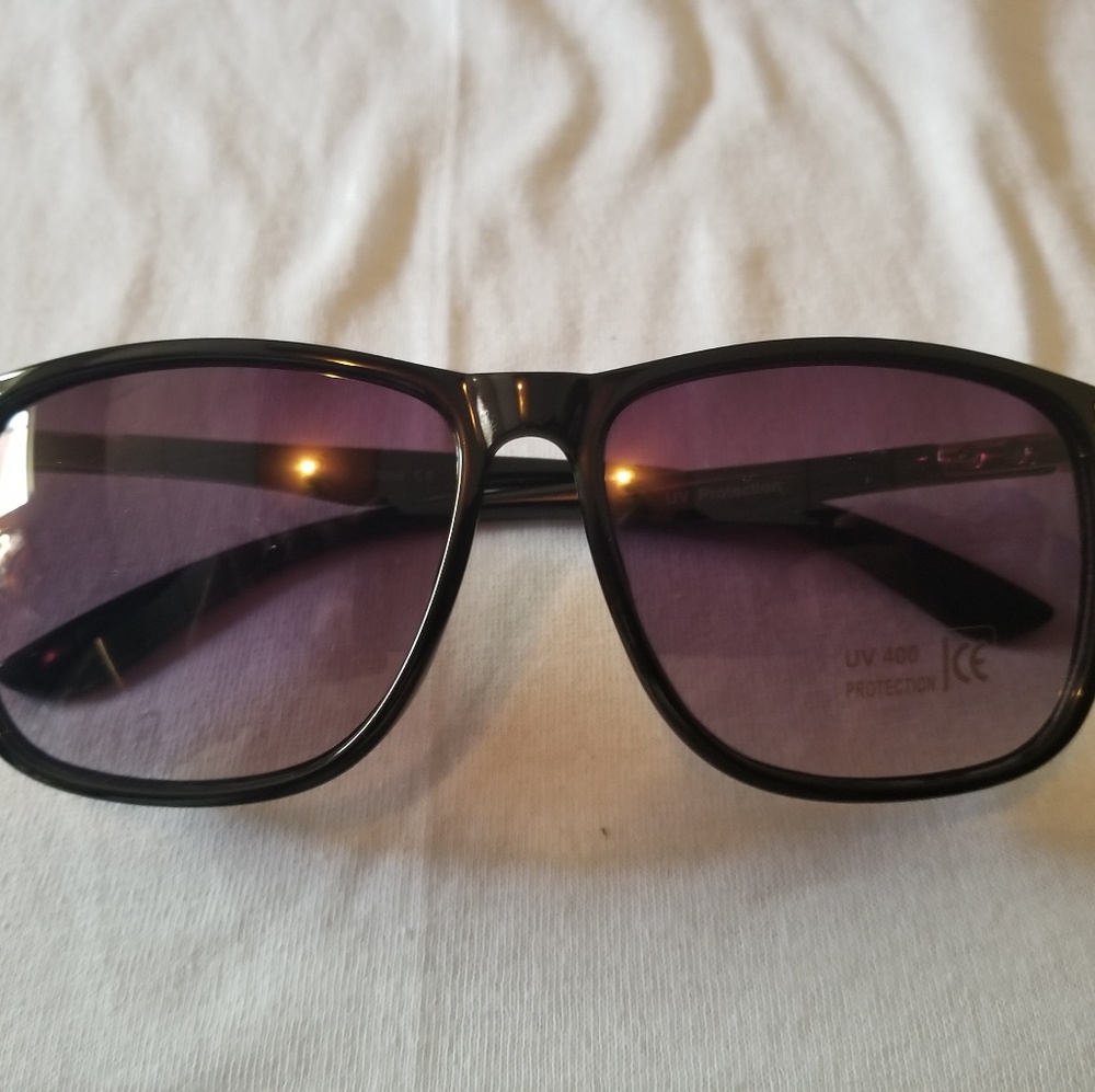 Sun glasses